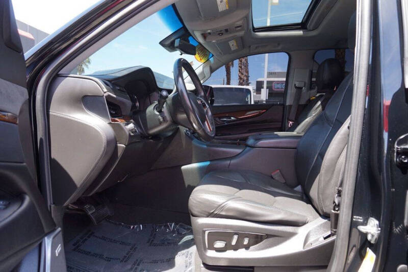 2020 Cadillac Escalade Luxury