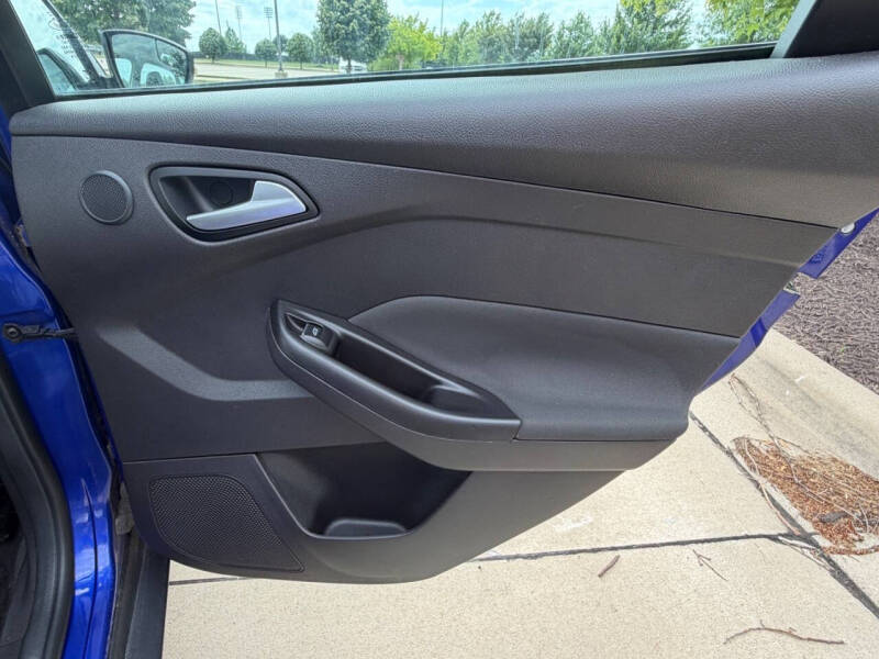 2014 Ford Focus Titanium - Photo 24