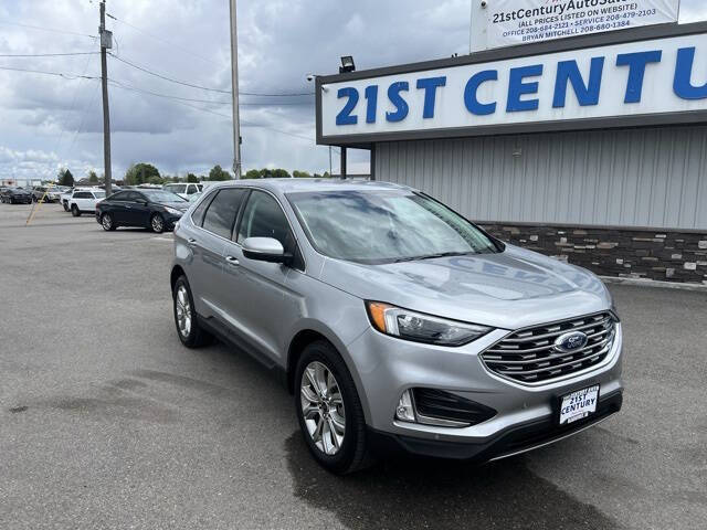 2024 Ford Edge Titanium