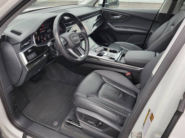 2022 Audi Q7 quattro Premium Plus 55 TFSI