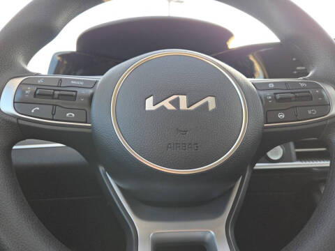 2024 Kia K5 LXS