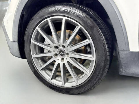 2023 Mercedes-Benz GLB GLB 250