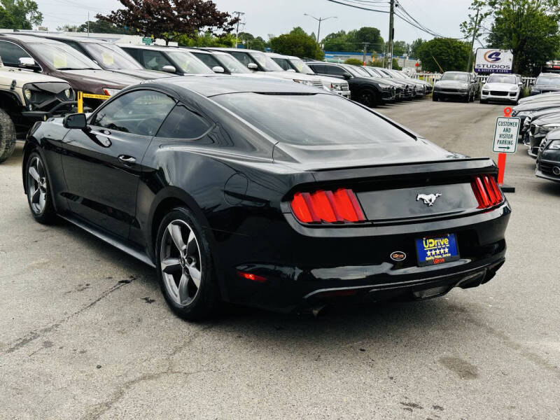 2017 Ford Mustang EcoBoost