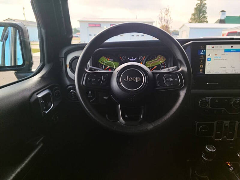 2025 Jeep Gladiator Sport