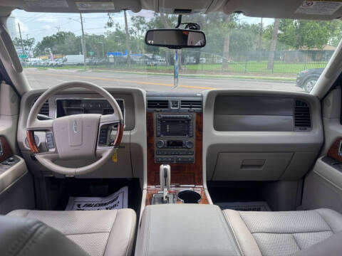 2011 Lincoln Navigator