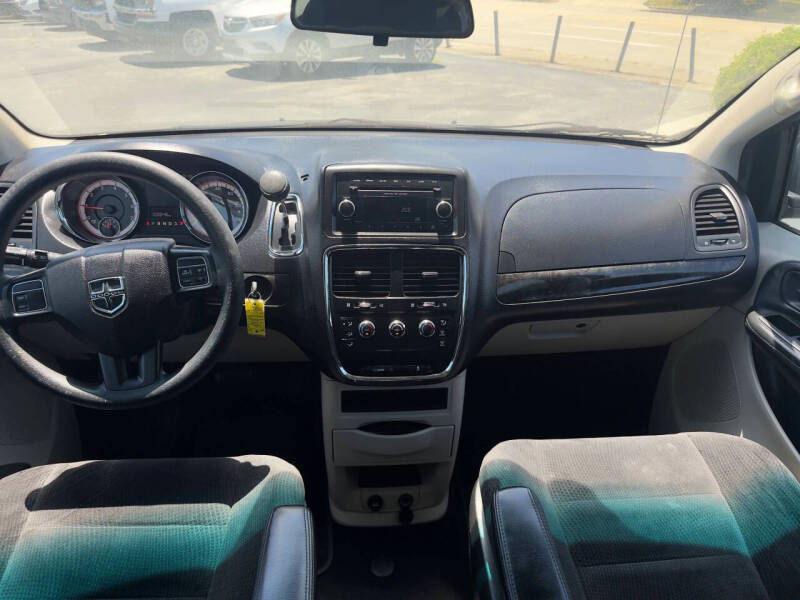 2014 Dodge Grand Caravan SE 30th Anniversary