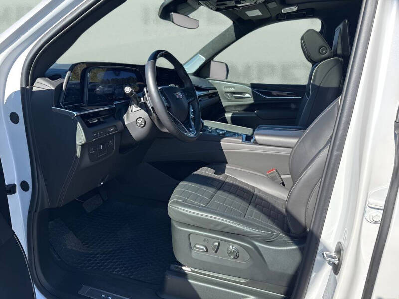 2024 Cadillac Escalade-V