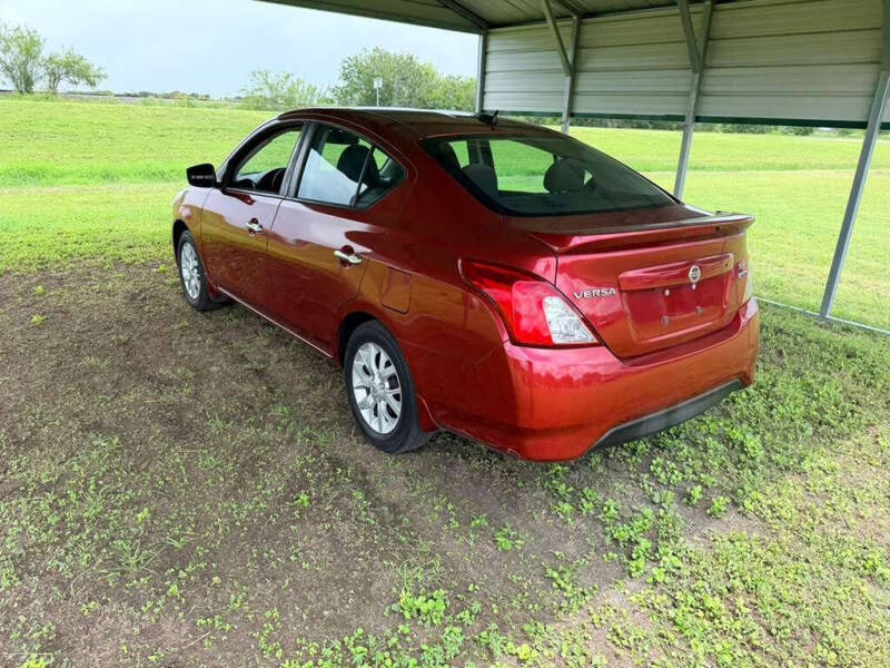 2017 Nissan Versa 1.6 S Plus