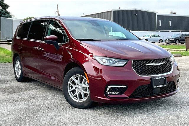 2023 Chrysler Pacifica Touring L