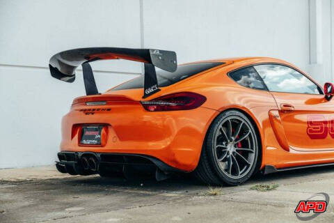 2016 Porsche Cayman GT4