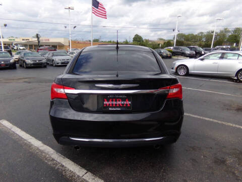 2011 Chrysler 200 Limited