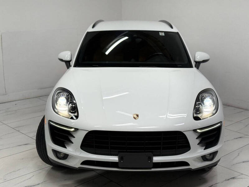 2017 Porsche Macan
