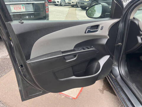 2016 Chevrolet Sonic LTZ Auto