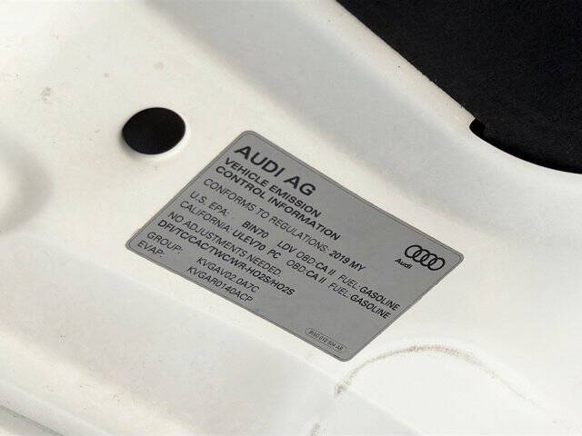 2019 Audi A4 Premium Plus 40 TFSI