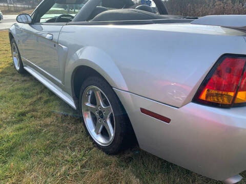2001 Ford Mustang SVT Cobra