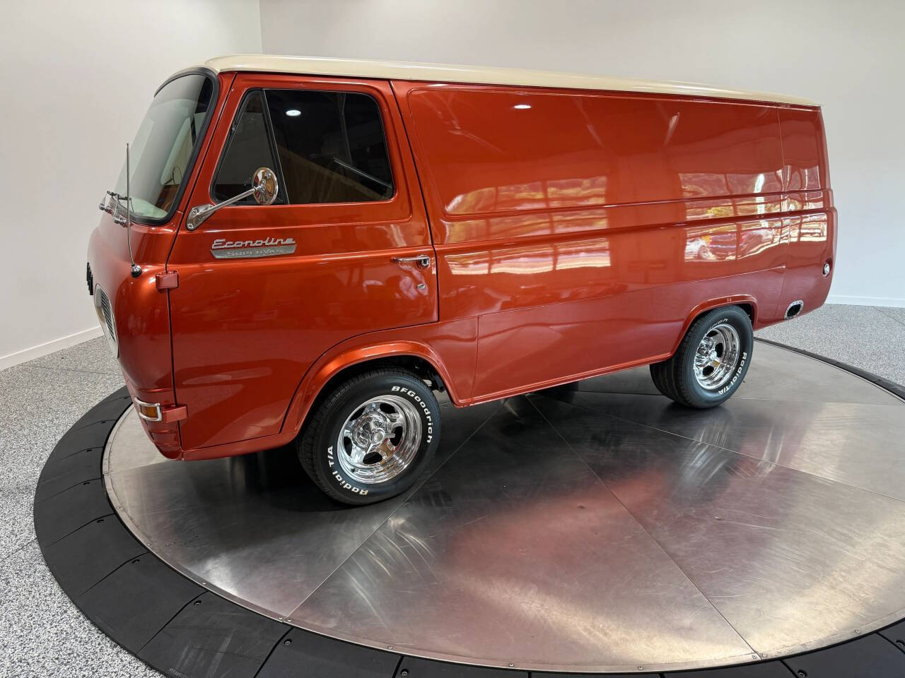 1966 Ford Econoline Supervan 5