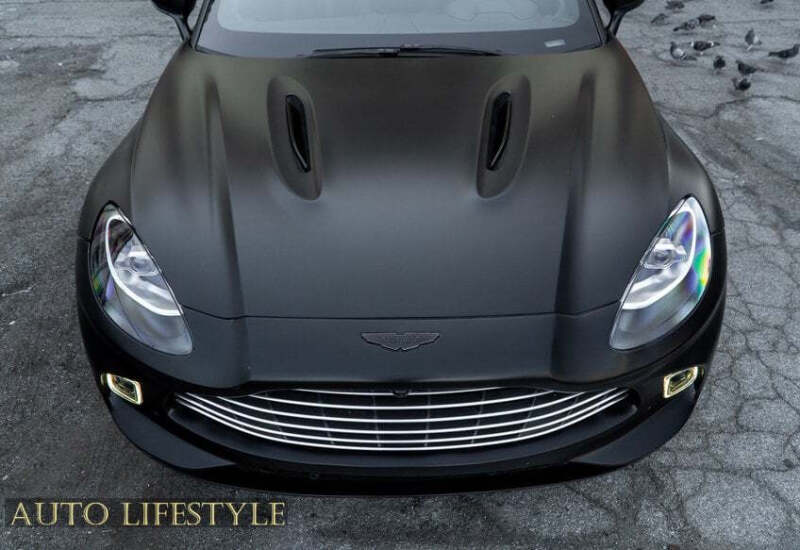 2022 Aston Martin DBX