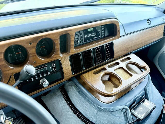 1988 Dodge Ram Van B350