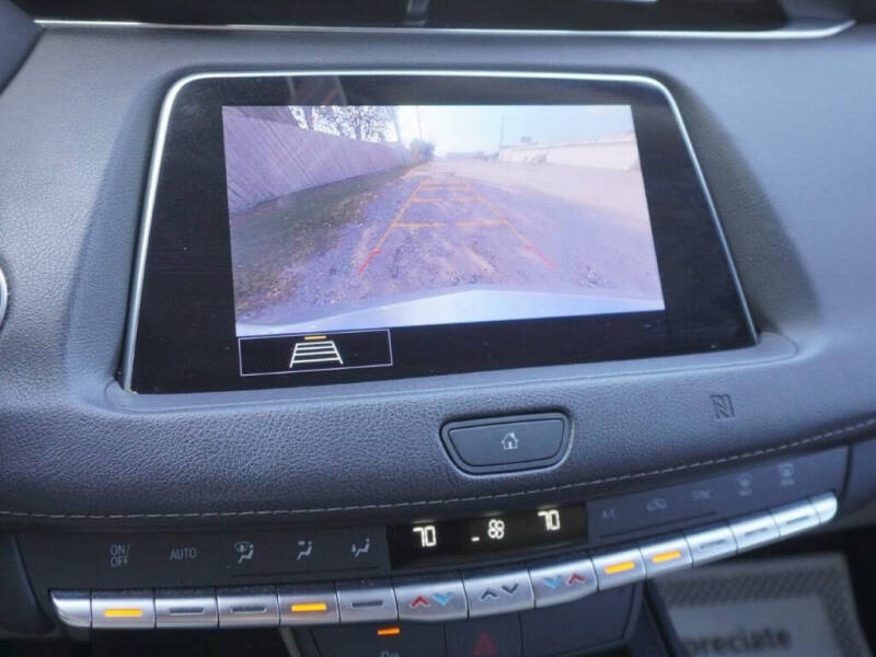 2020 Cadillac XT4 Premium Luxury