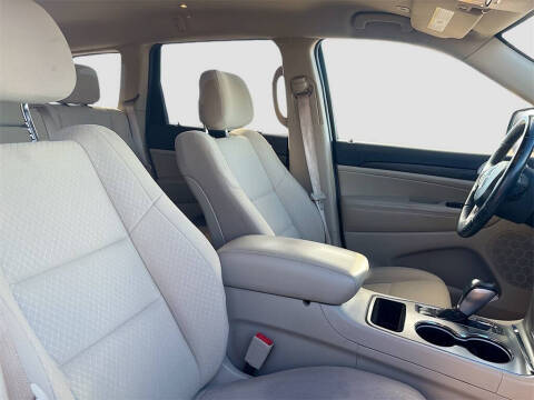 2021 Jeep Grand Cherokee Laredo E