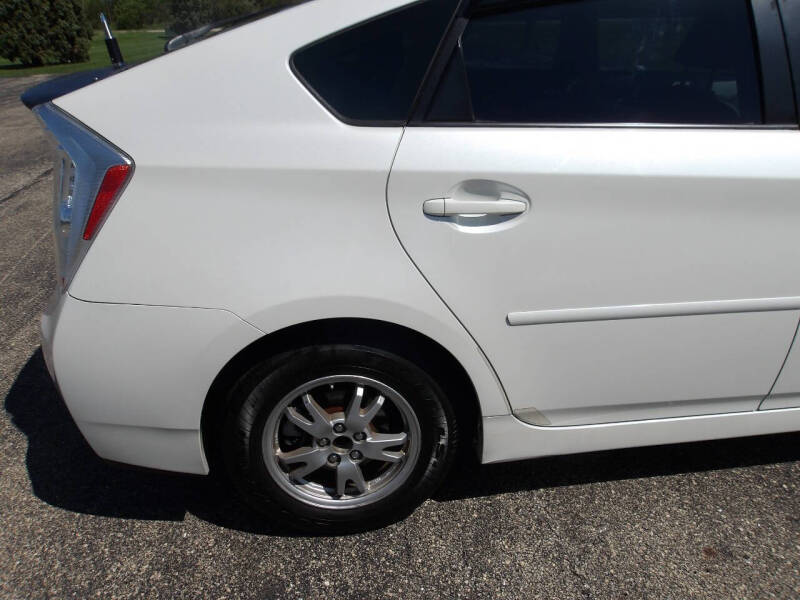 2010 Toyota Prius III