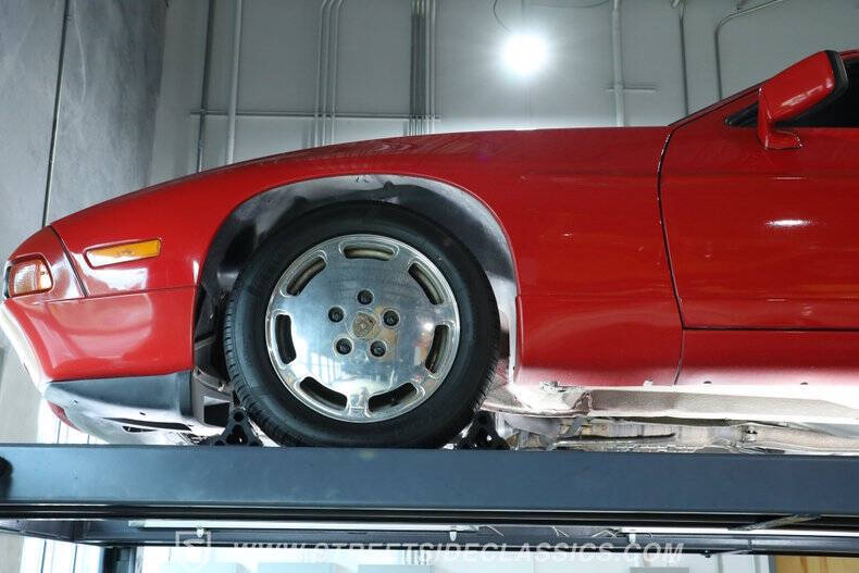 1989 Porsche 928 S4