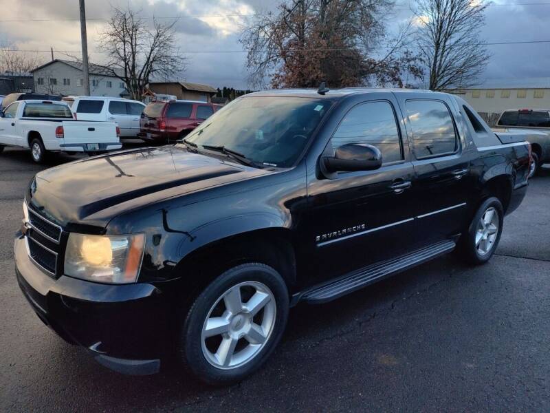 2008 Chevrolet Avalanche for sale at S and Z Auto Sales LLC in Hubbard OR