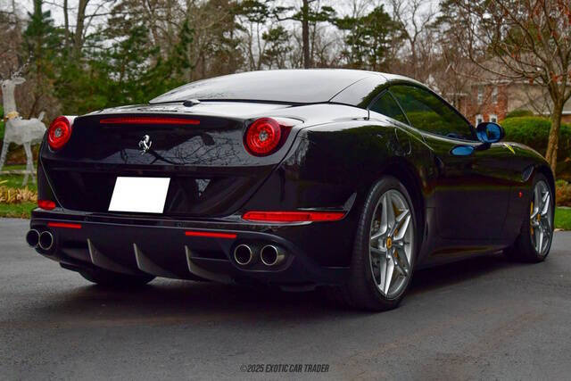 2016 Ferrari California T