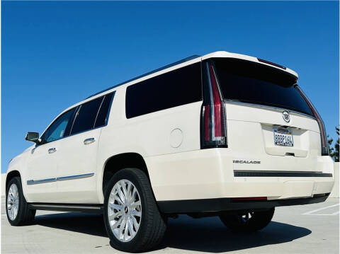 2015 Cadillac Escalade ESV Premium