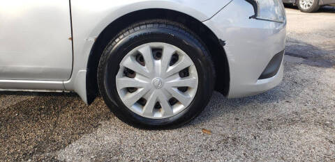 2015 Nissan Versa 1.6 SV