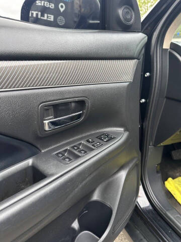 2019 Mitsubishi Outlander SEL