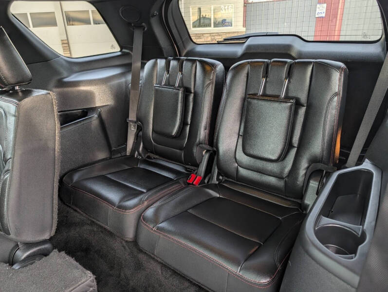 2017 Ford Explorer Sport