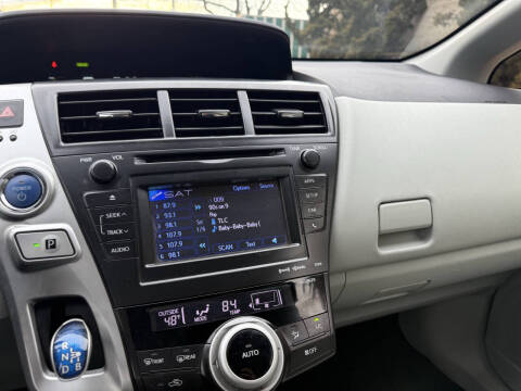 2012 Toyota Prius v Five