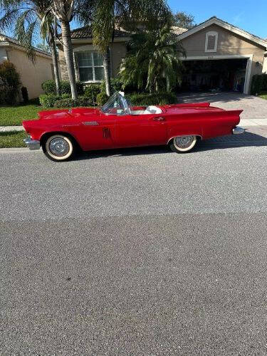 1957 Ford Thunderbird