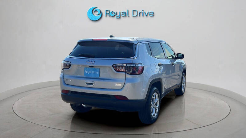 2024 Jeep Compass Sport