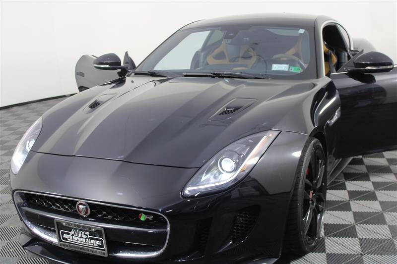 2016 Jaguar F-TYPE R