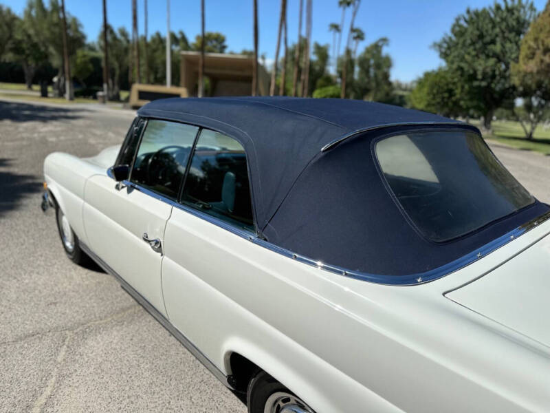 1970 Mercedes-Benz 280-Class