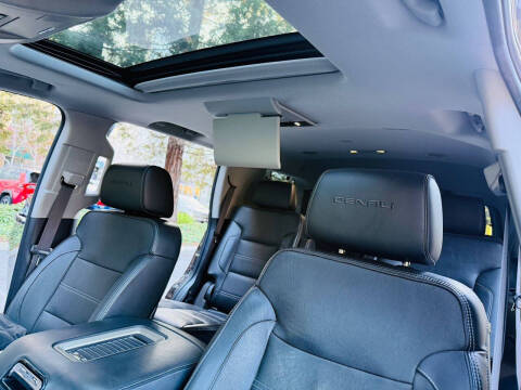 2016 GMC Yukon Denali