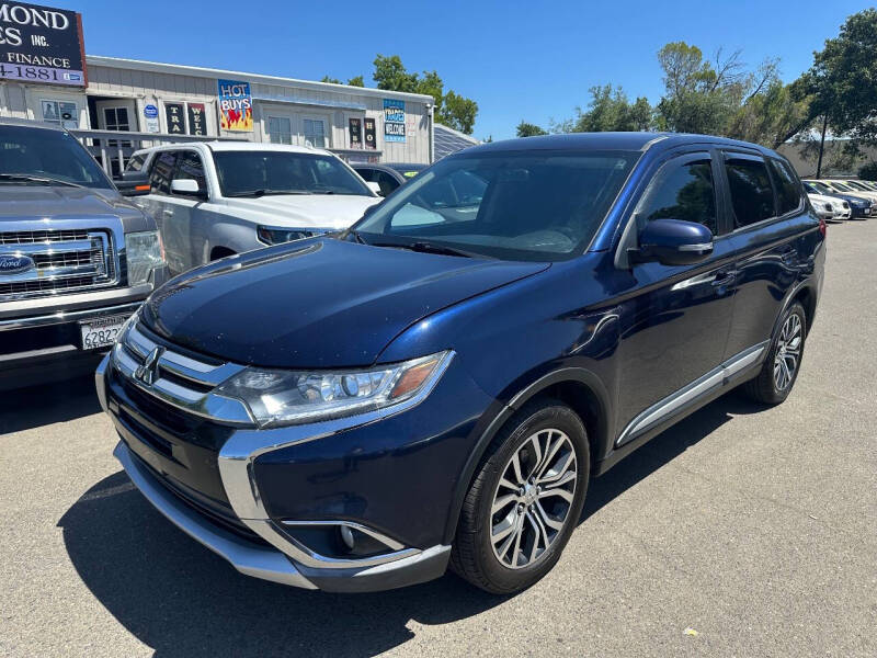 2017 Mitsubishi Outlander SE S-AWC's photo