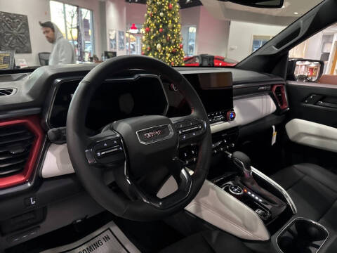 2024 GMC Canyon AT4X