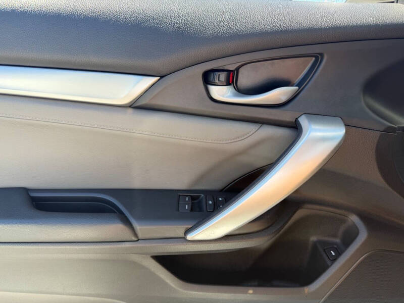 2017 Honda Civic Touring