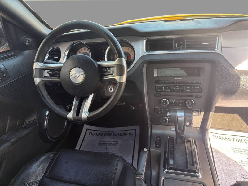 2012 Ford Mustang V6 Premium