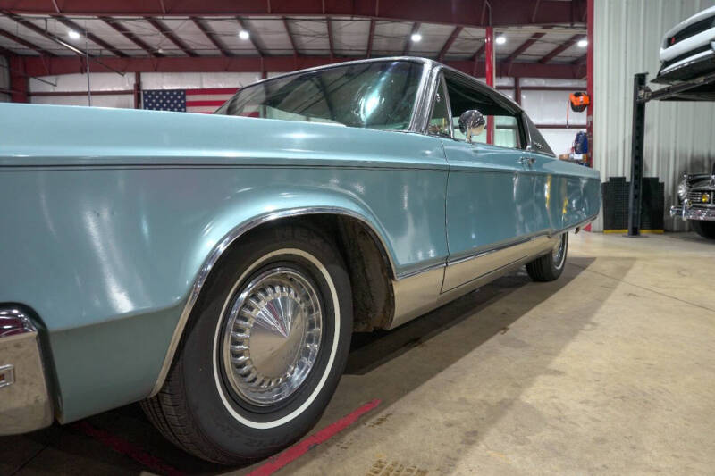 1968 Chrysler New Yorker