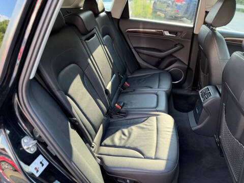 2017 Audi Q5 2.0T quattro Premium Plus