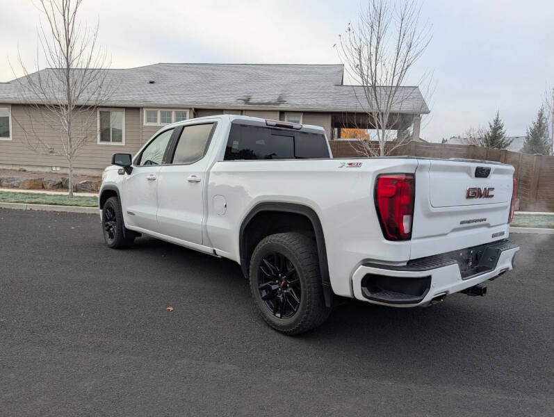2022 GMC Sierra 1500 Limited Elevation