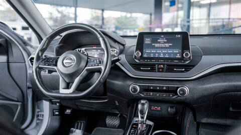 2023 Nissan Altima 2.5 SR