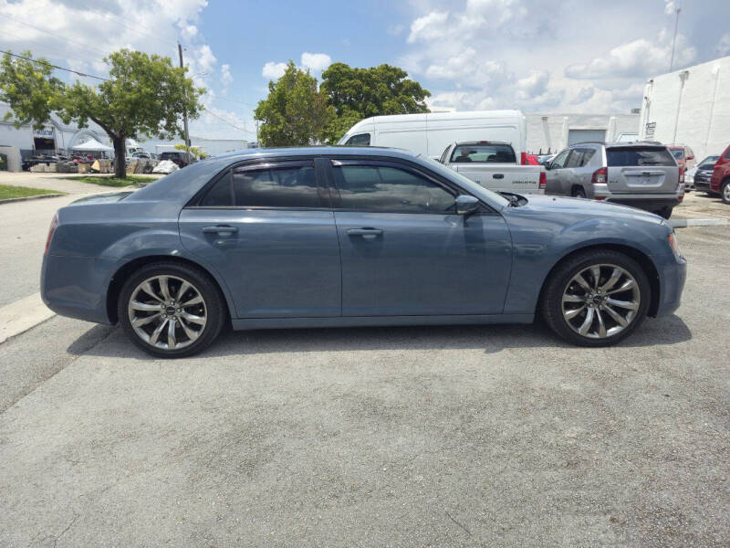 2014 Chrysler 300 S