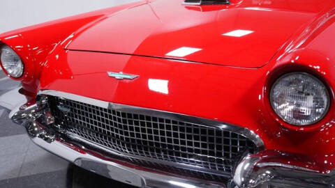 1957 Ford Thunderbird