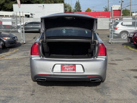 2015 Chrysler 300 S
