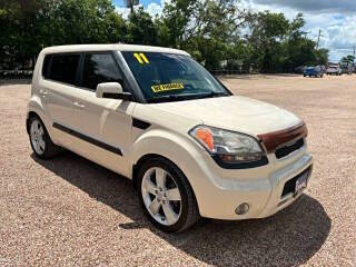 2011 Kia Soul +